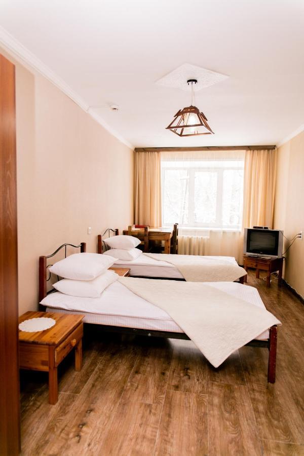 Galirad Hotel Ustʼ-Kamenogorsk 部屋 写真