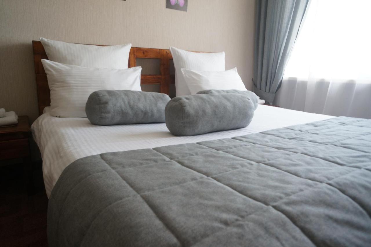 Galirad Hotel Ustʼ-Kamenogorsk 部屋 写真